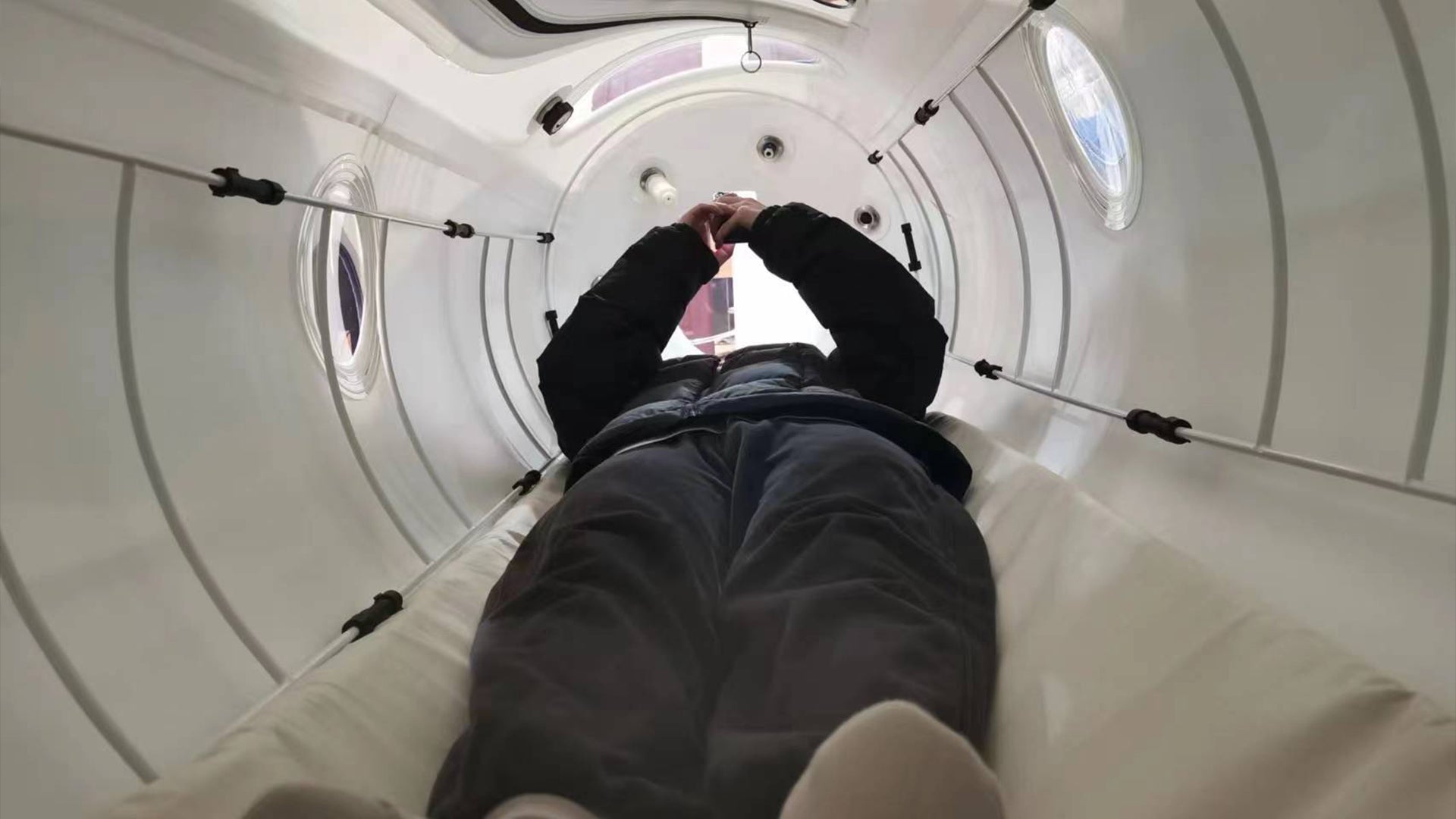 ST801 Hyperbaric Chamber